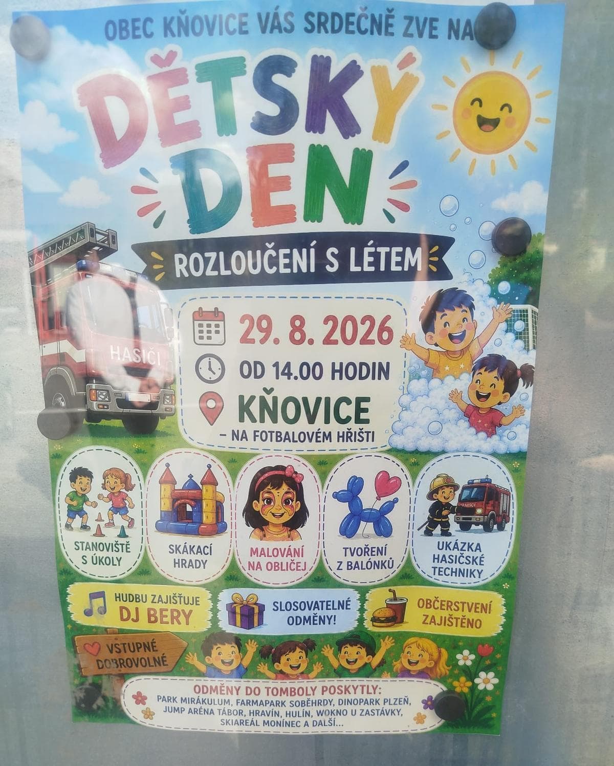 Pozvánka, kterou obec Kňovice vyvěsila po okolí