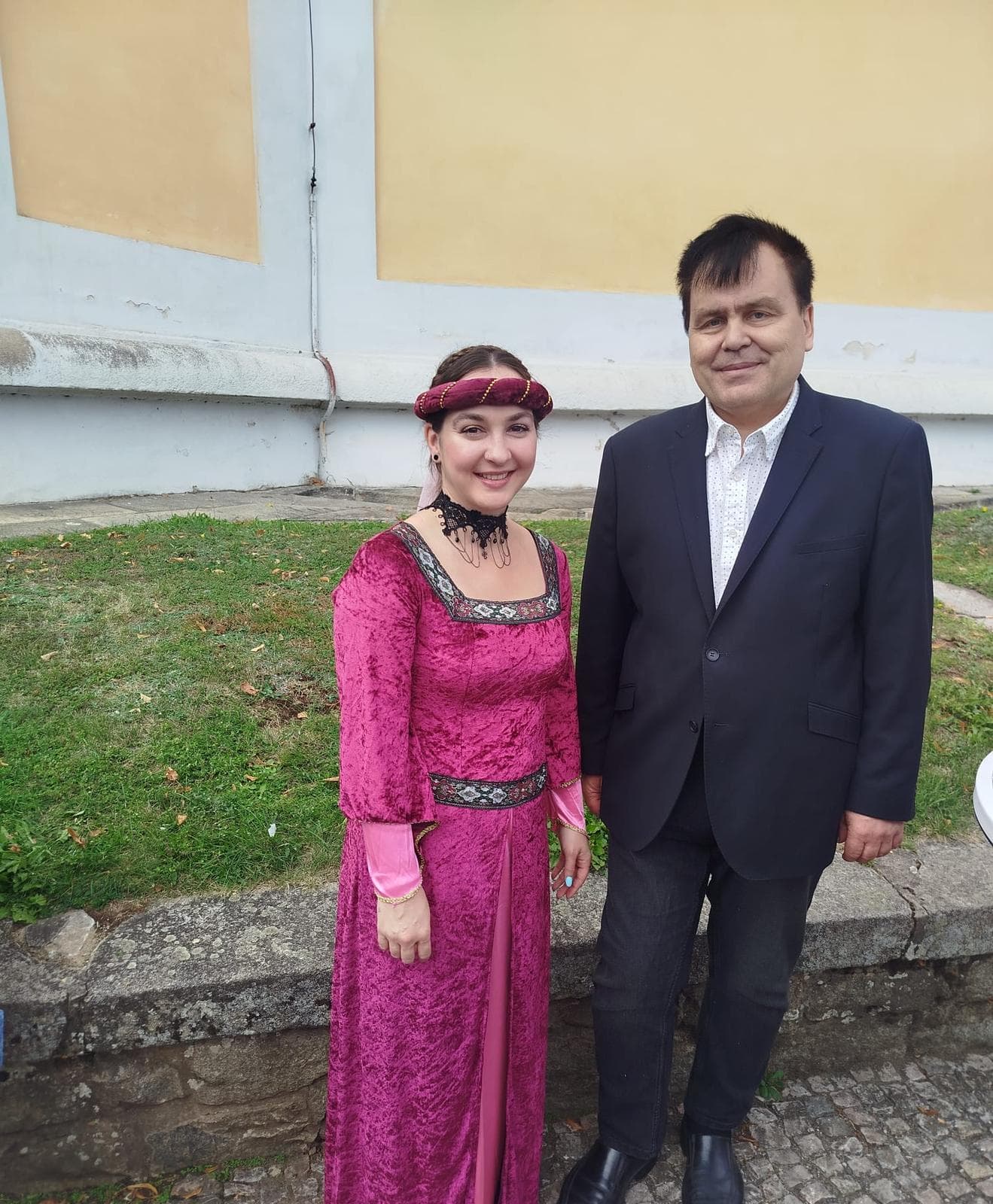 S jednou z účinkujících v dobovém kostýmu